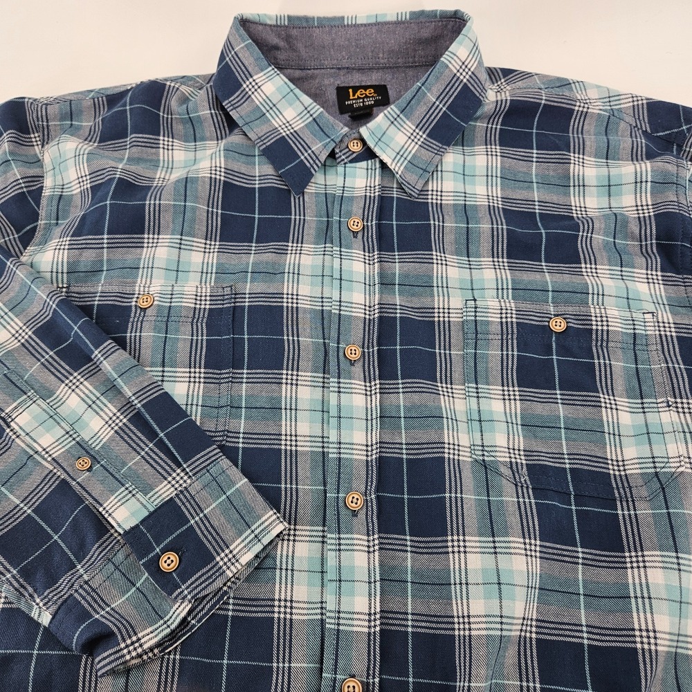 Lee Shirt Mens XXL Blue Plaid Long Sleeve Button Up Casual‎ Classic Fit Flannel